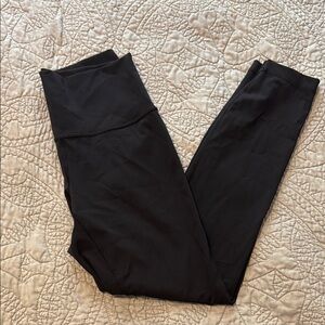 Lululemon black wunder under sz 6